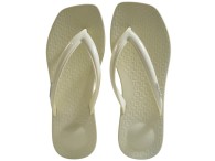 Chinelo Ipanema Pluma - Bege